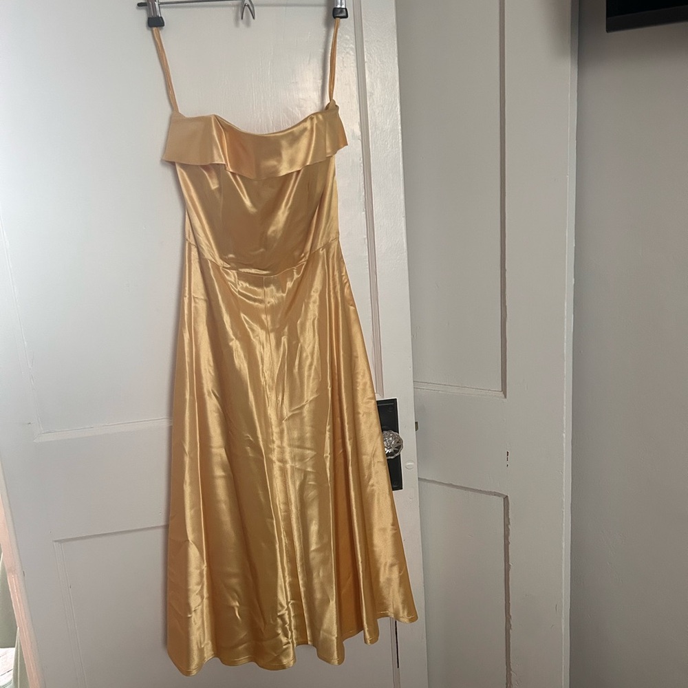 Vintage Vogue Strapless Sundress for Weddings